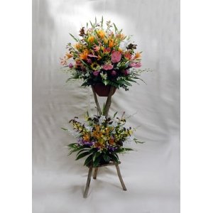 画像: お祝い用スタンド花・2段かがり火タイプ